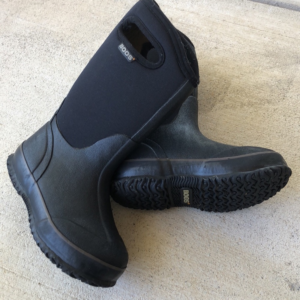Black Bogs Boots kids size 13